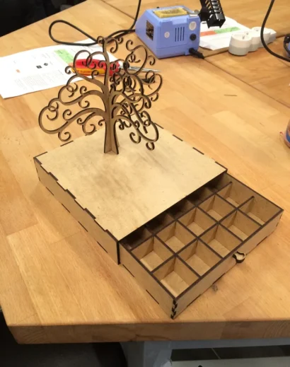 Jewelry box with earring tree