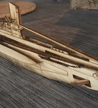 Submarino Tipo VII cortado a laser