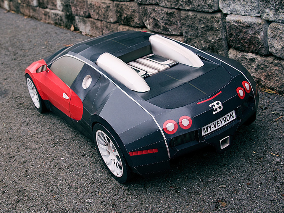 bugatti-veyron-005.jpg